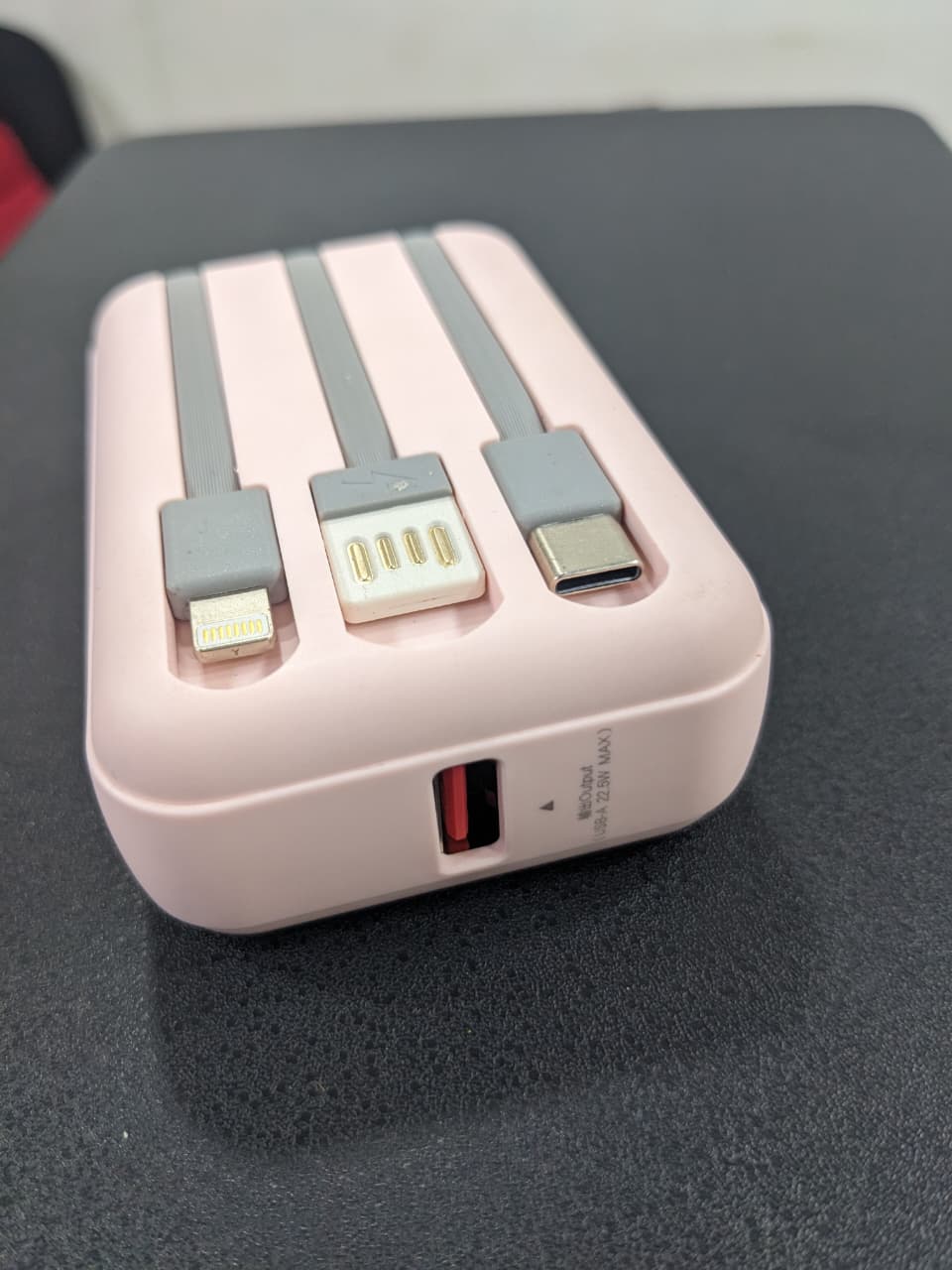 Kivee Basake 10000mAh Compact Power Bank – 22.5W Fast Charging with Dual Built-In Cables